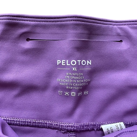 Peloton Apparel Set Essential Capri & Move Strappy Bra Purple Sz XL - Picture 11 of 15